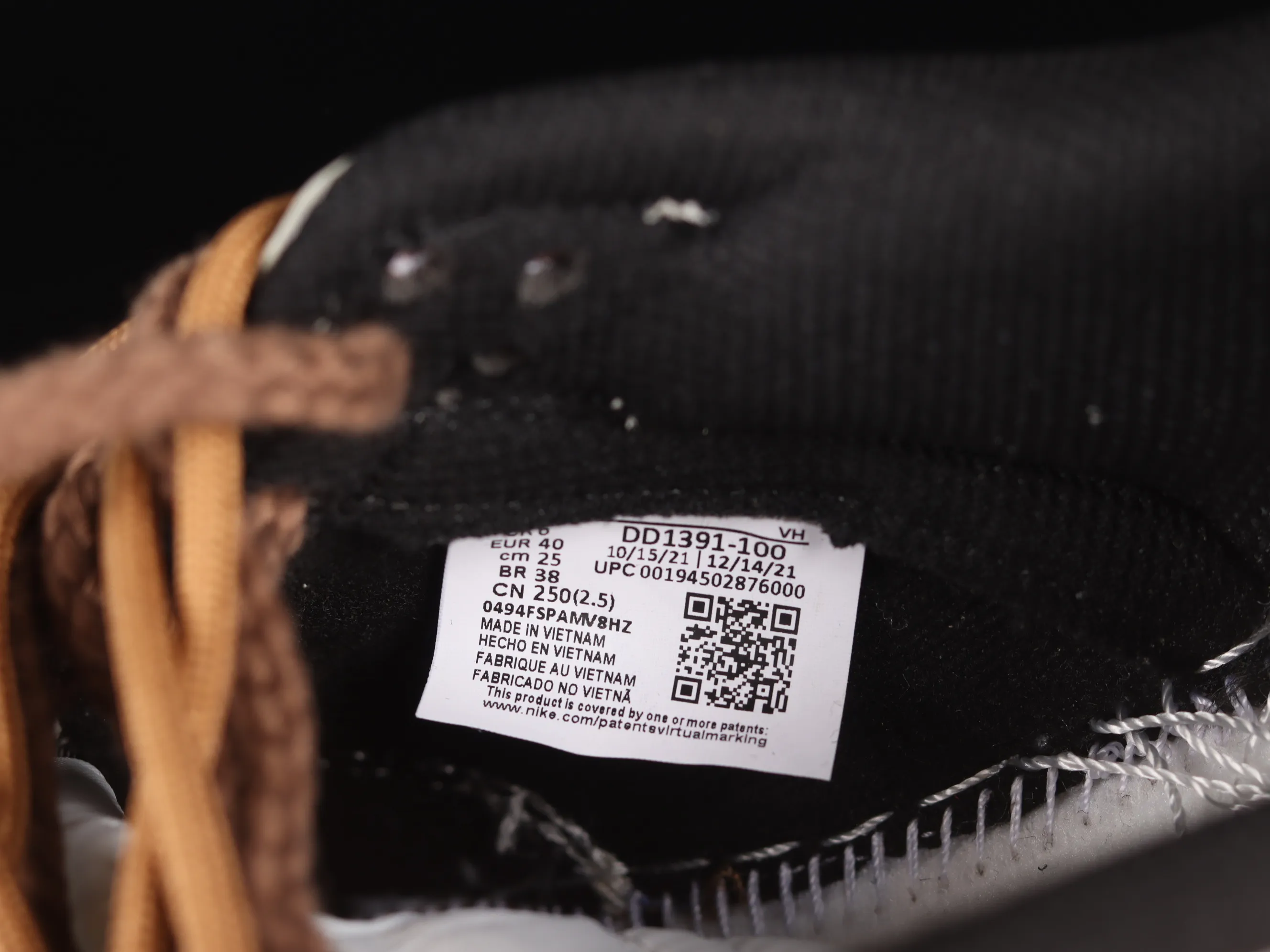 All Categories Nk SB Dunk Series Nk SB Dunk Low Low-top Sneakers Nk Dunk Low Desert Wasteland Panda Prank Customized version of deconstructed strap casual sneakers DD1391-100